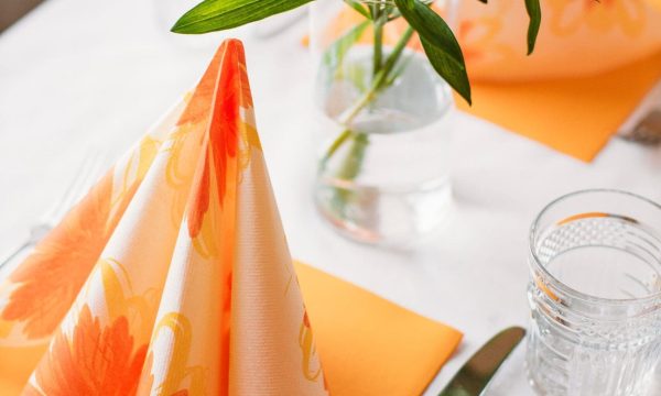 Oranssi Softlin kattaus